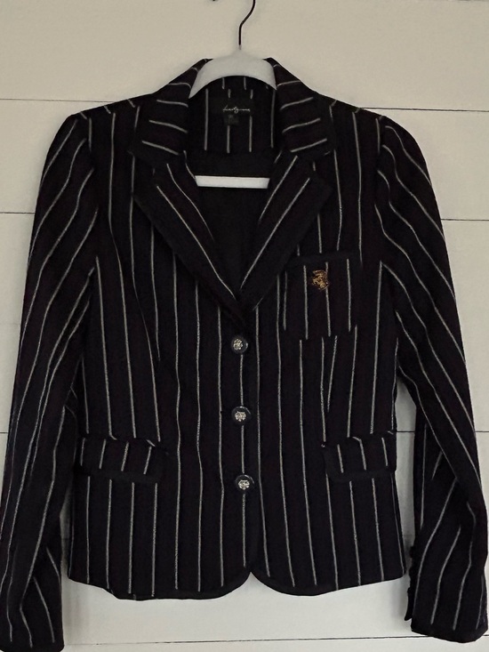 Twenty Jackets & Blazers - Twenty One Navy Pinstriped Women's Blazer - Classic Tailored Style Size M.